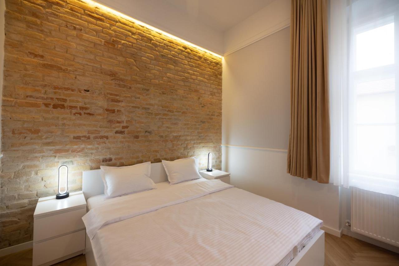 Carol Residence Timisoara Ngoại thất bức ảnh
