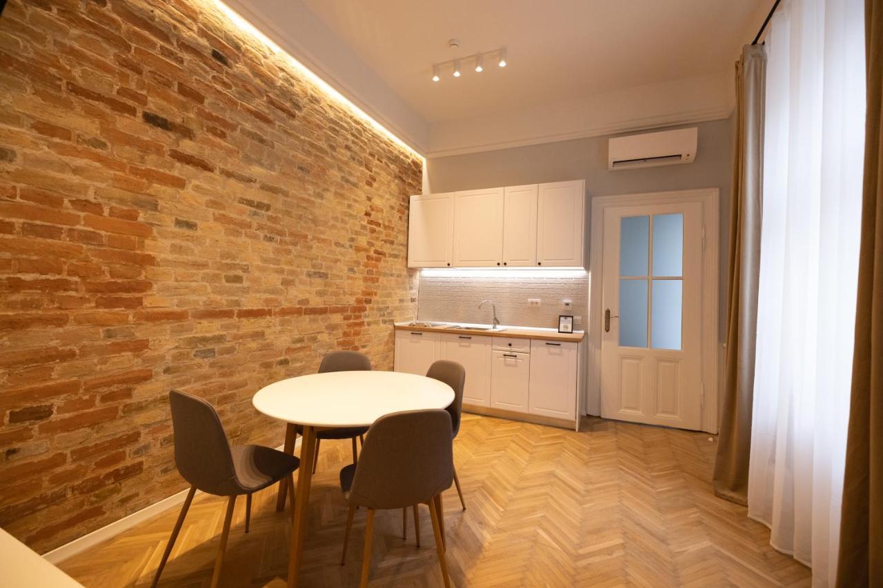 Carol Residence Timisoara Ngoại thất bức ảnh