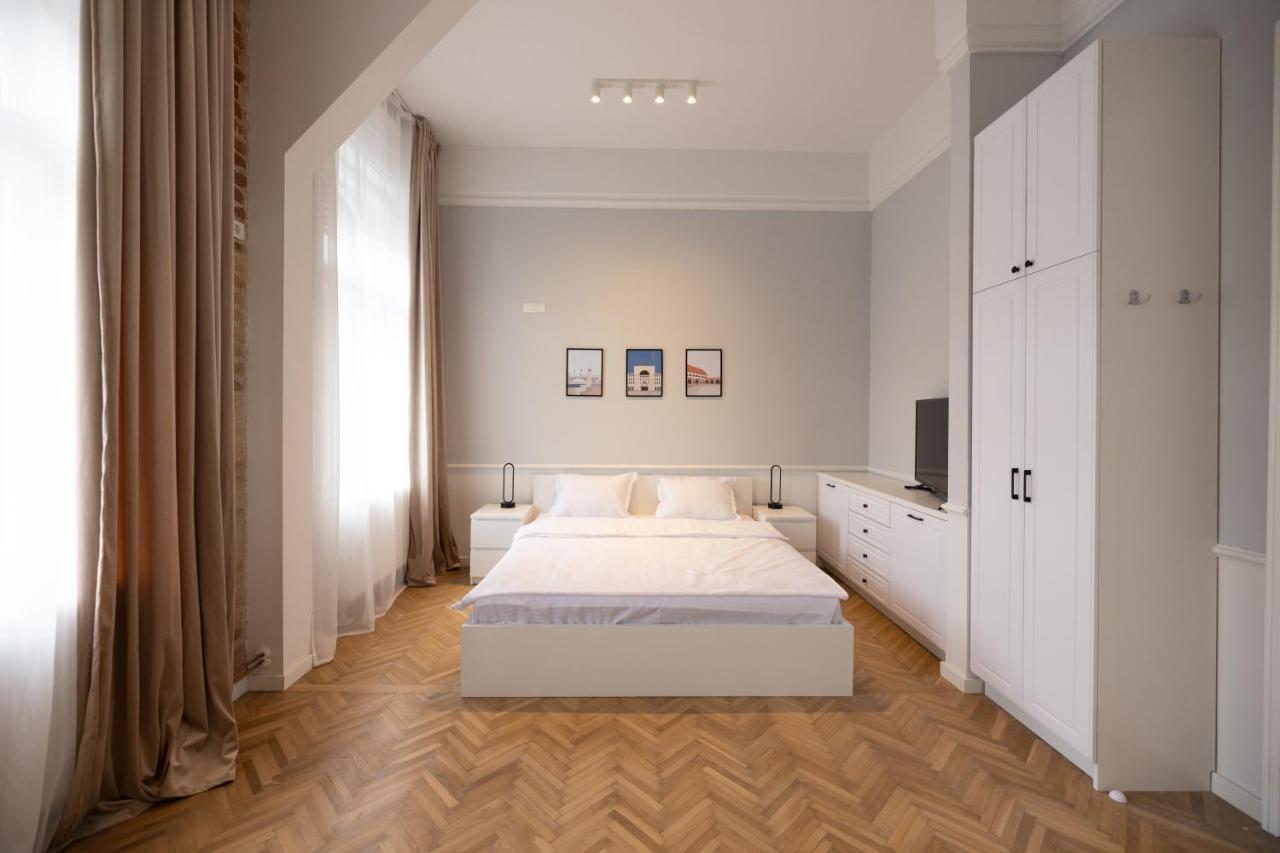 Carol Residence Timisoara Ngoại thất bức ảnh