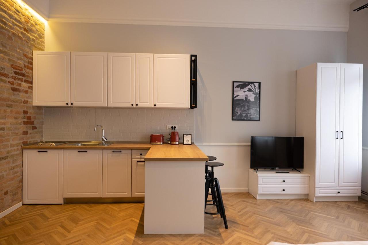 Carol Residence Timisoara Ngoại thất bức ảnh
