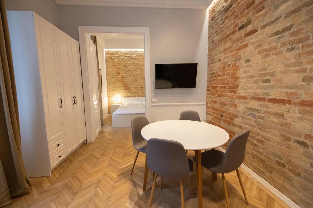 Carol Residence Timisoara Ngoại thất bức ảnh