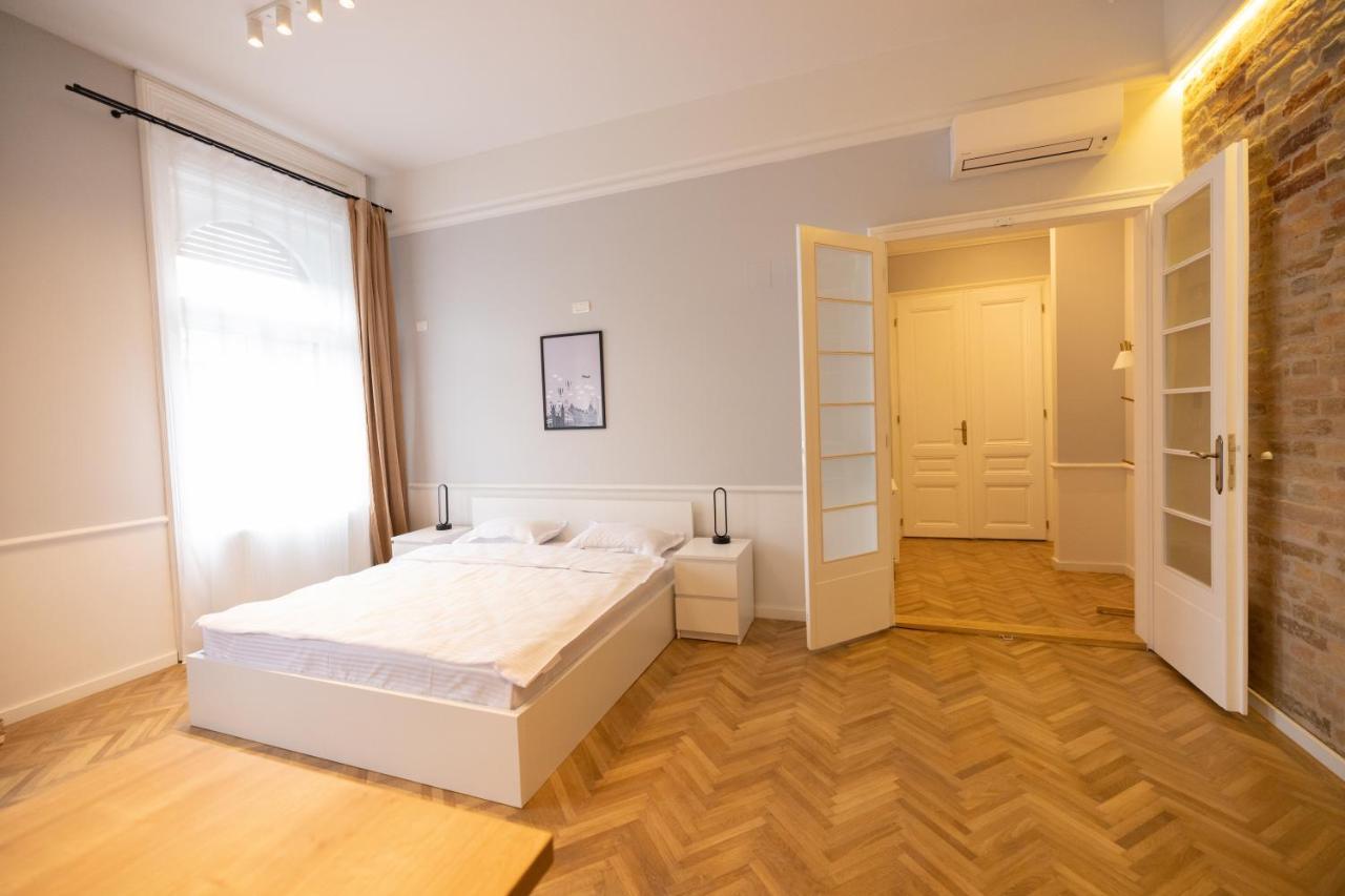 Carol Residence Timisoara Ngoại thất bức ảnh